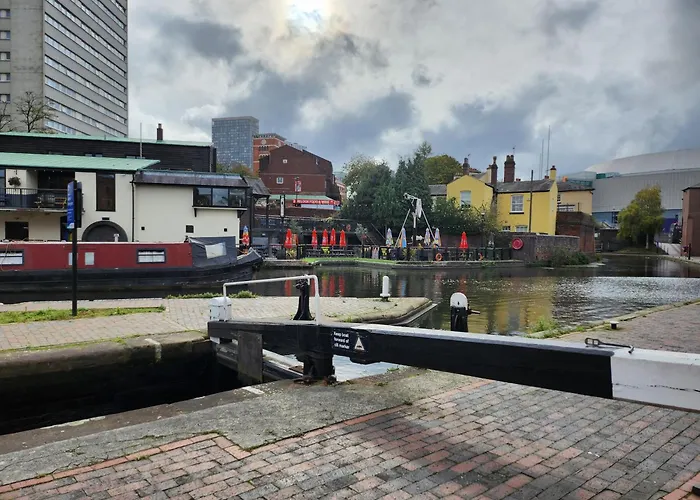 Luxury City Apartment In Jquarter Birmingham